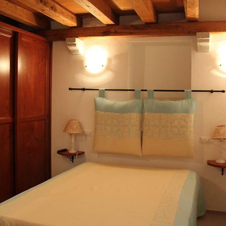 B&B Piazza Di L'Ara Tempio Pausania Bagian luar foto