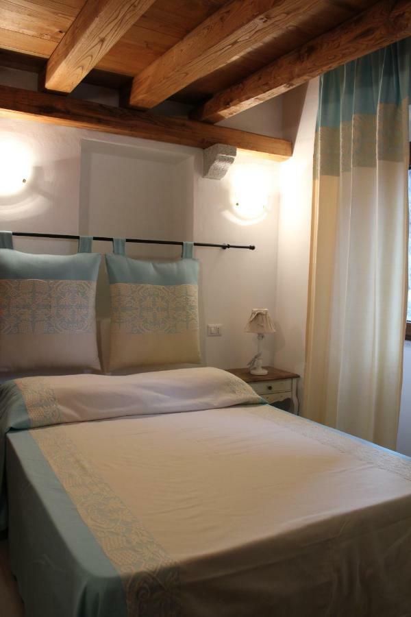 B&B Piazza Di L'Ara Tempio Pausania Bagian luar foto