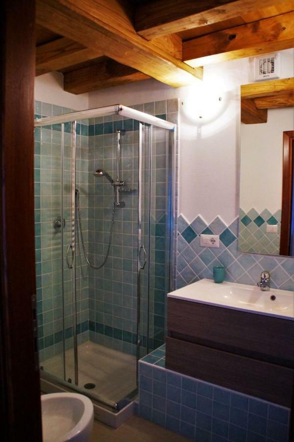 B&B Piazza Di L'Ara Tempio Pausania Bagian luar foto