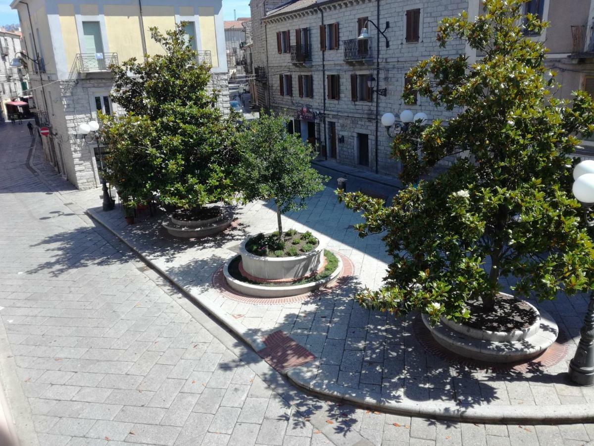 B&B Piazza Di L'Ara Tempio Pausania Bagian luar foto