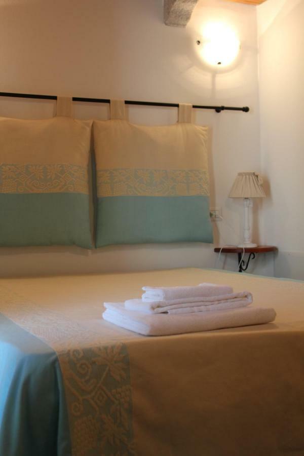B&B Piazza Di L'Ara Tempio Pausania Bagian luar foto